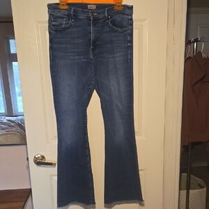 Mother THE WEEKENDER FRAY Jeans - Size 31